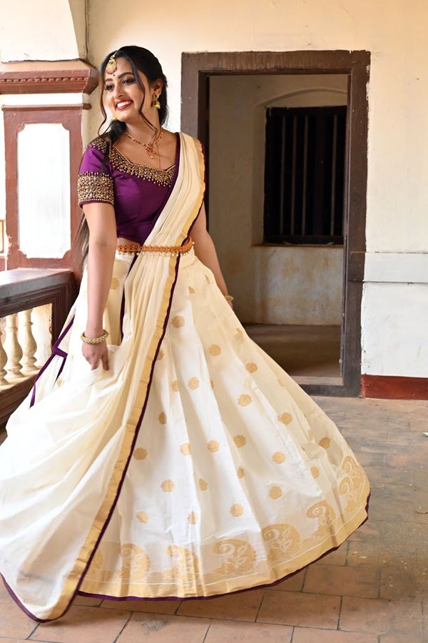 Traditional Wear Kerala Dhavani | Kerala Half Saree Designs